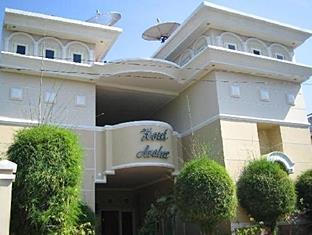 Archie Hotel Ternate Exterior photo