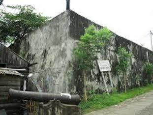 Archie Hotel Ternate Exterior photo